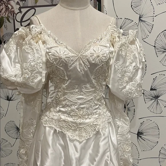 chinese dress ladies Alfred Angelo 2438 main image 0